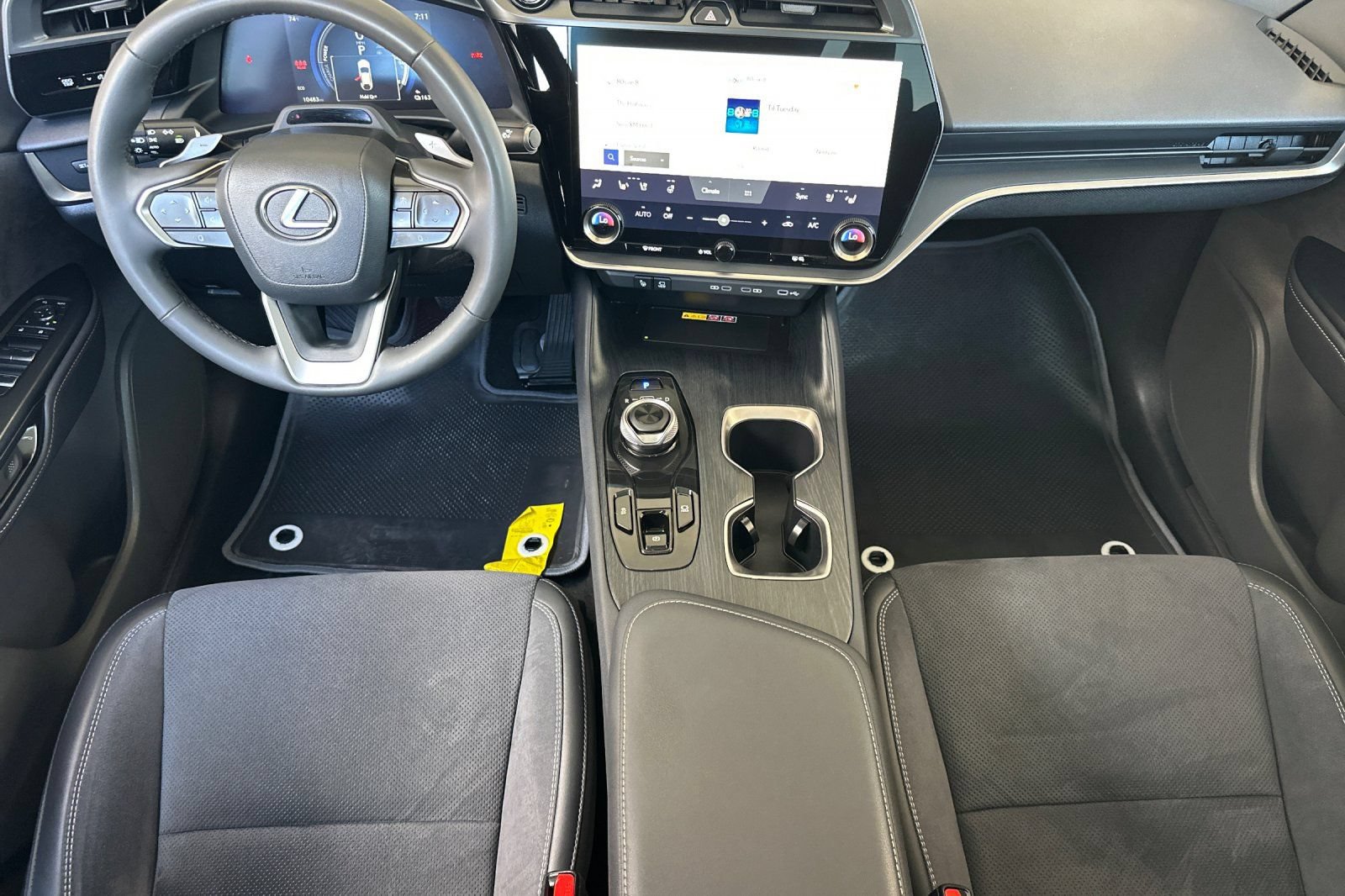 Certified 2023 Lexus RZ 450e Premium w/ Accessory Package (Z1) AWD/4WD image 10