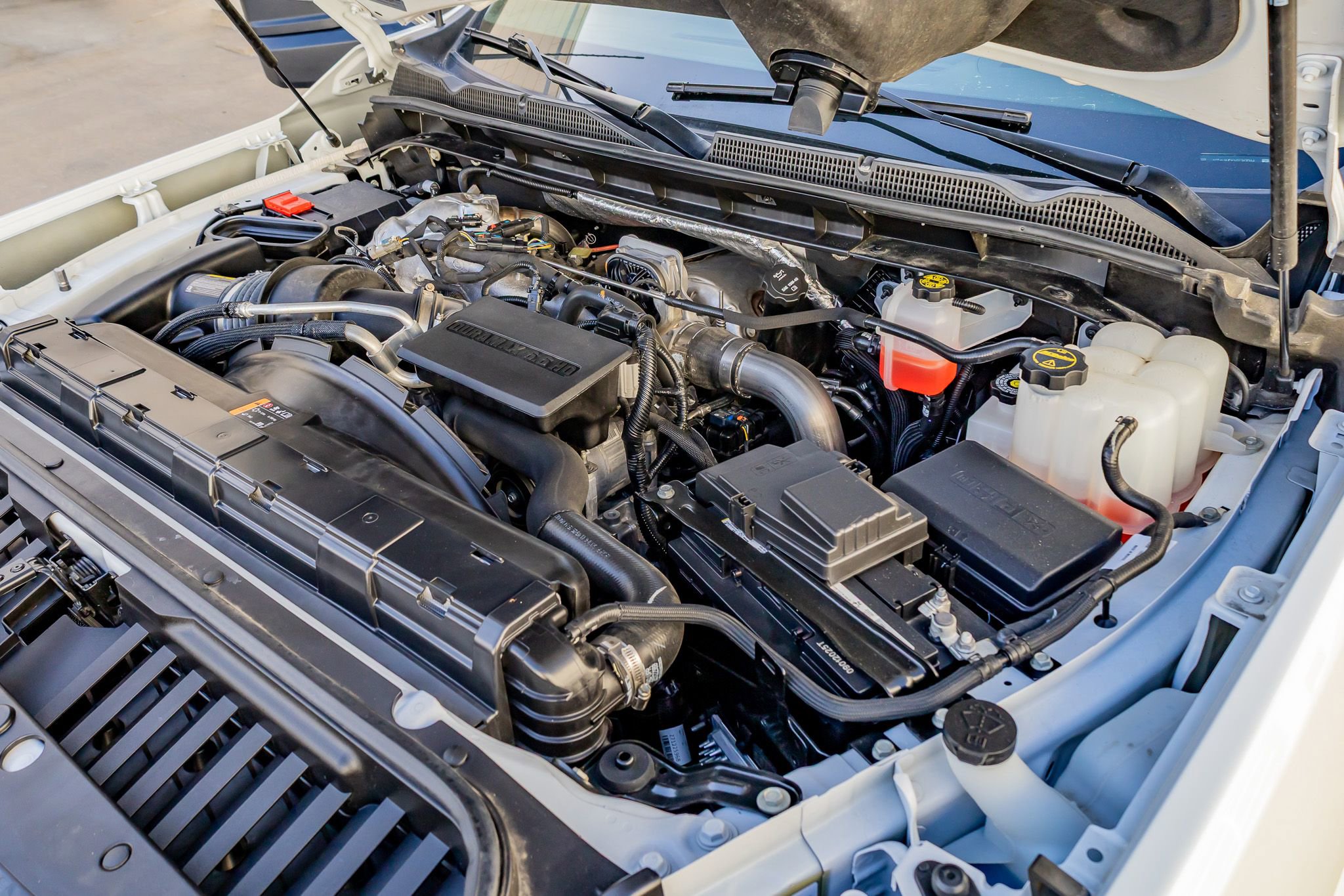 Used 2025 GMC Sierra 2500 Denali Ultimate image 39