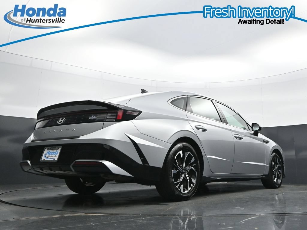 Used 2025 Hyundai Sonata SEL FWD image 35