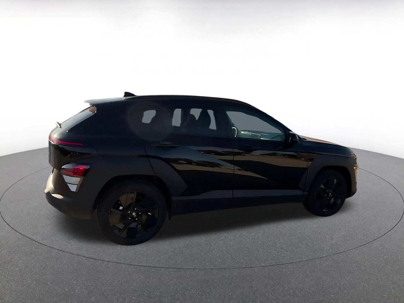 Used 2026 Hyundai Kona SEL Sport FWD image 14