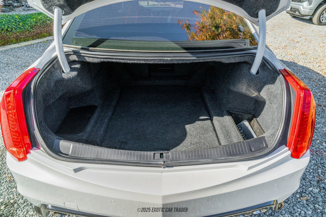 Used 2018 Cadillac CTS V w/ Luxury Package image 85