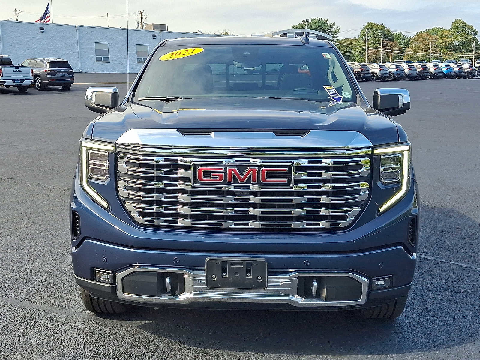 Used 2022 GMC Sierra 1500 Denali w/ Denali Reserve Package image 2