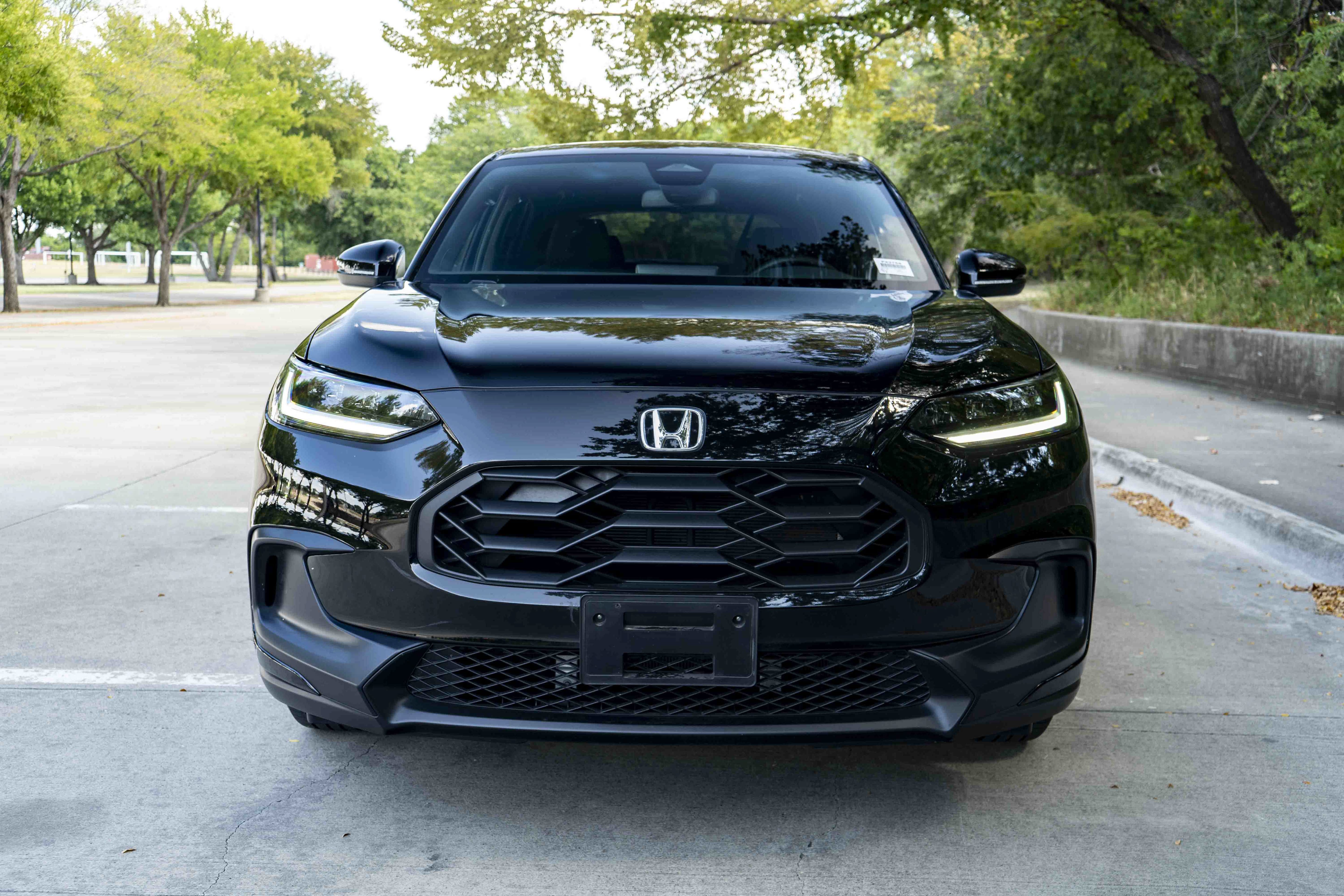 Certified 2025 Honda HR-V Sport image 3