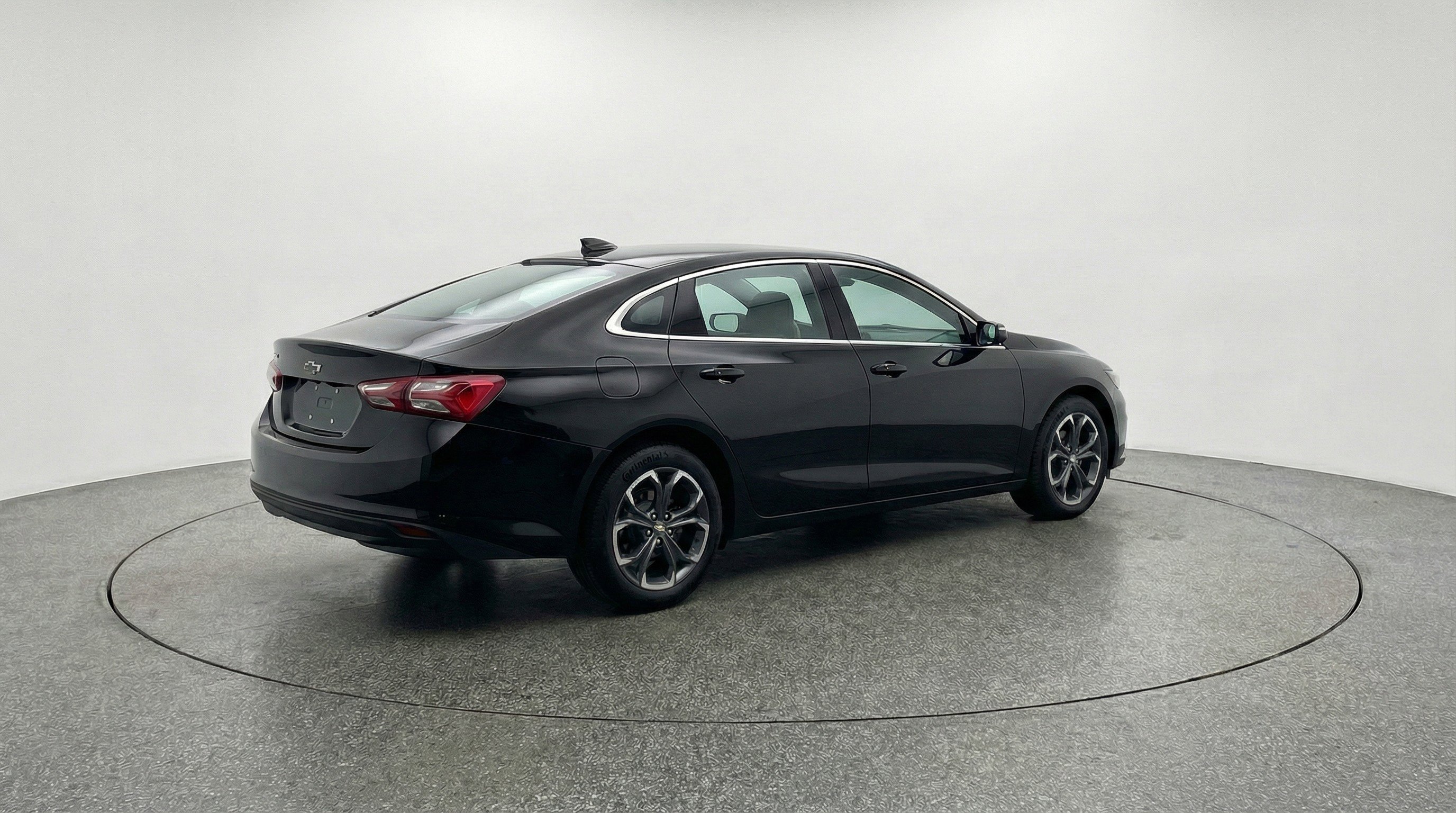 Used 2024 Chevrolet Malibu LT image 9