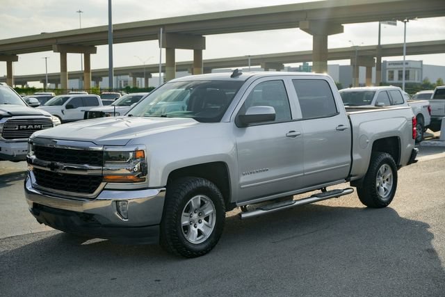 Used 2018 Chevrolet Silverado 1500 LT w/ All Star Edition AWD/4WD image 18