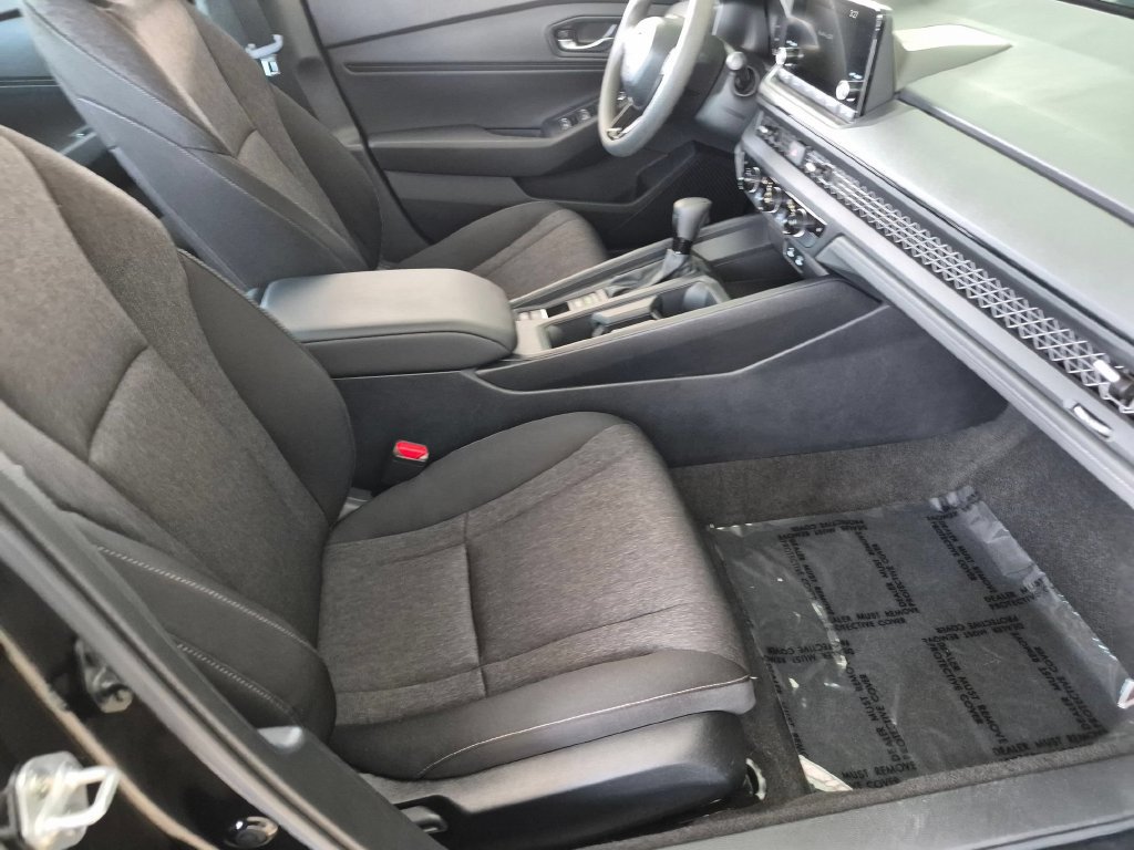 Used 2025 Honda Accord SE image 29