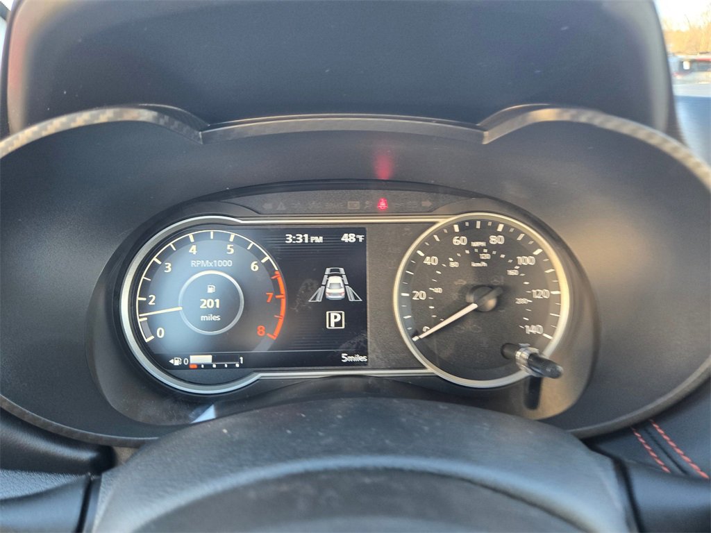 New 2025 Nissan Versa SR w/ Trunk Package image 9