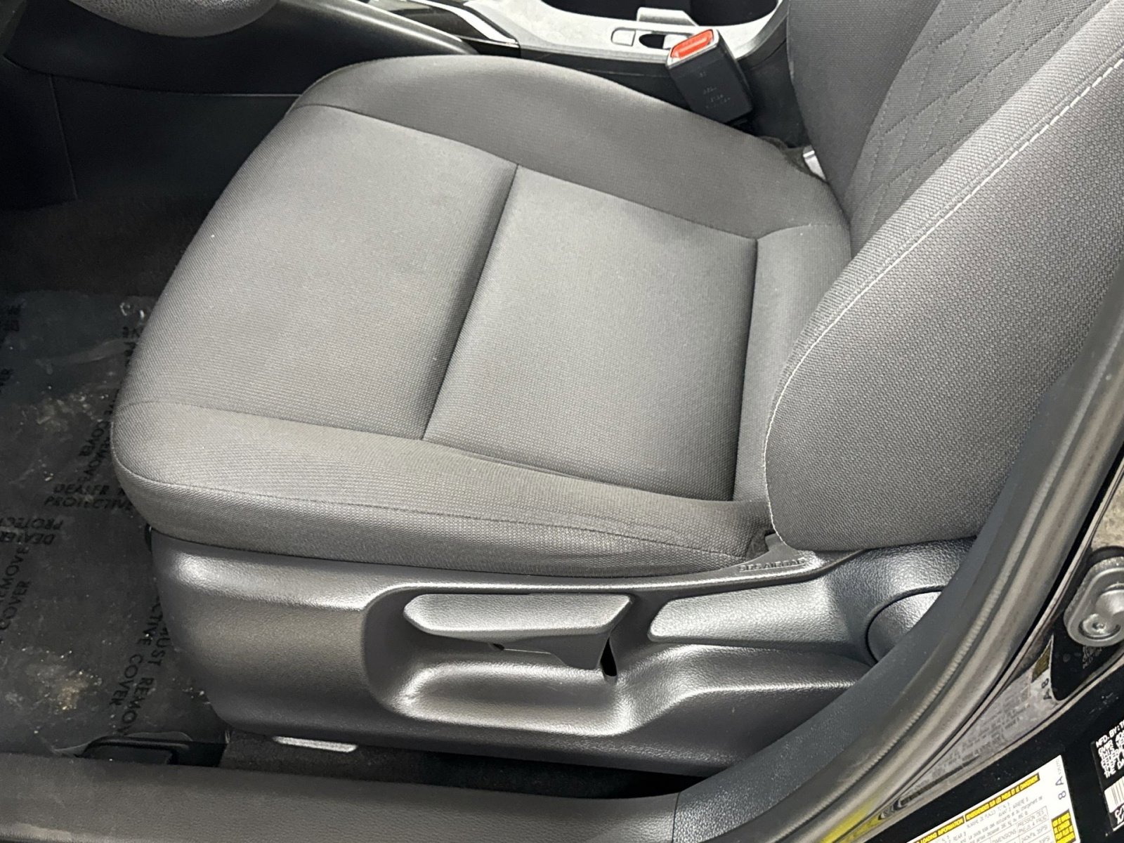 Used 2025 Toyota Corolla LE image 26