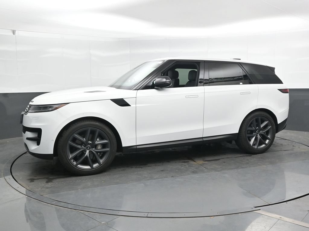 Used 2024 Land Rover Range Rover Sport SE AWD/4WD image 8