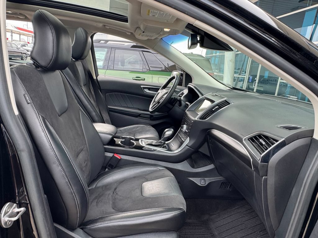 Used 2018 Ford Edge Sport w/ Equipment Group 401A AWD/4WD image 29