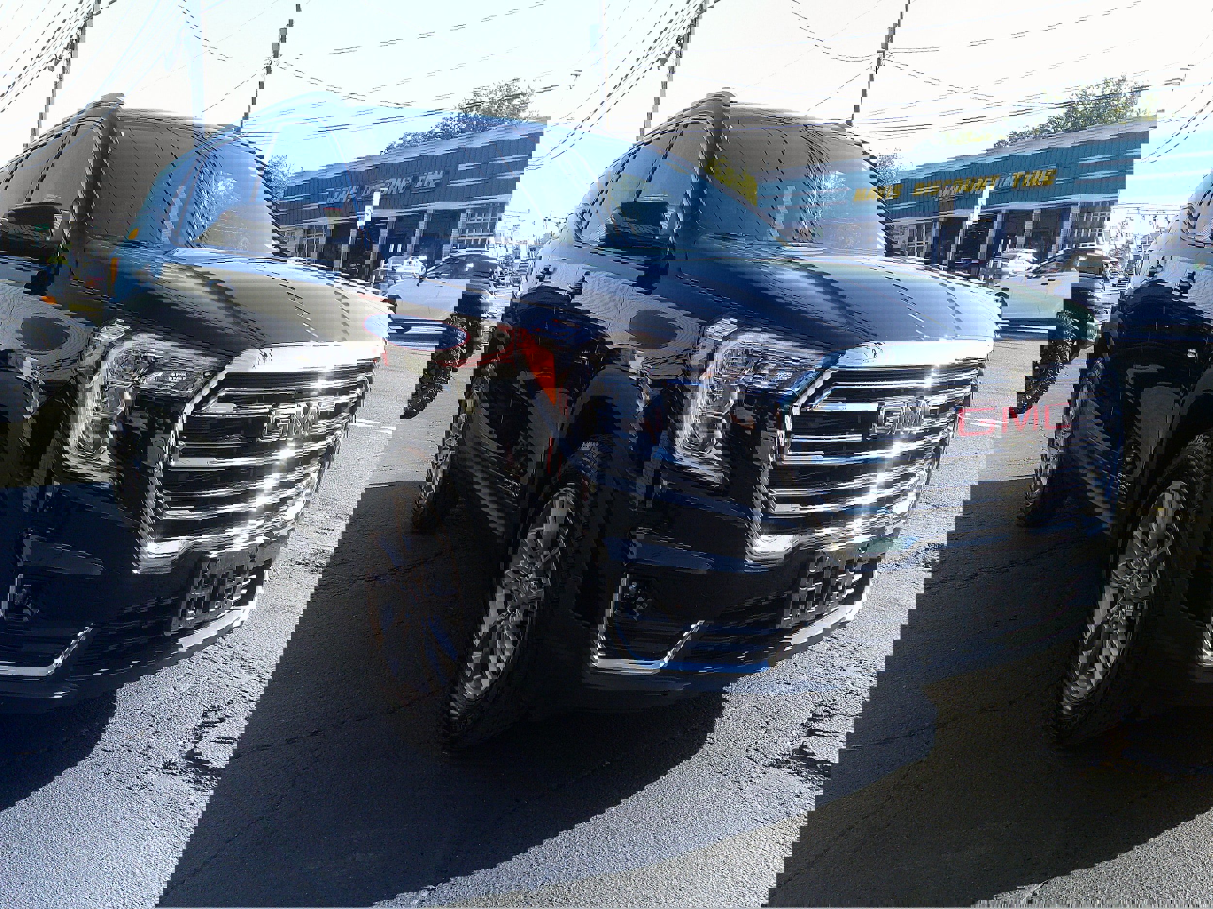 Used 2024 GMC Terrain SLT image 7