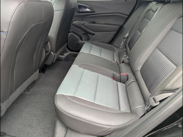 New 2026 Chevrolet Trax LT w/ LT Convenience Package FWD image 13