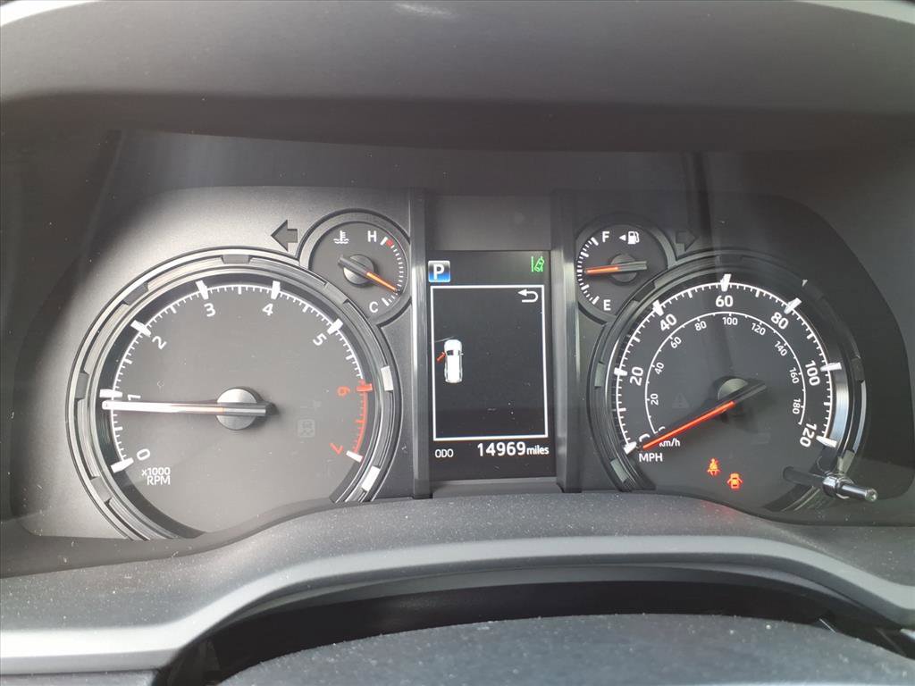 Used 2023 Toyota 4Runner SR5 Premium image 15
