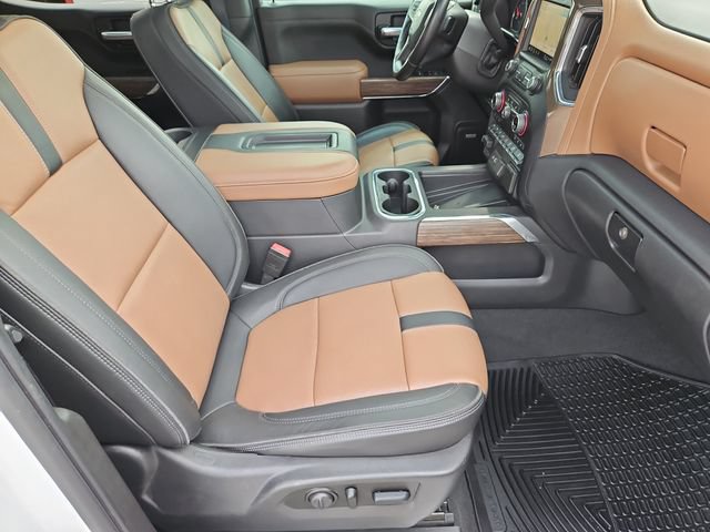 Used 2021 Chevrolet Silverado 1500 High Country w/ Technology Package AWD/4WD image 12