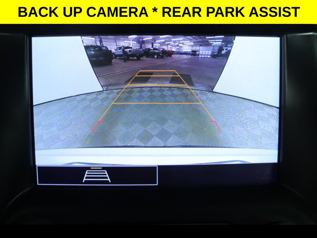 Used 2023 GMC Acadia SLE w/ Driver Convenience Package image 9