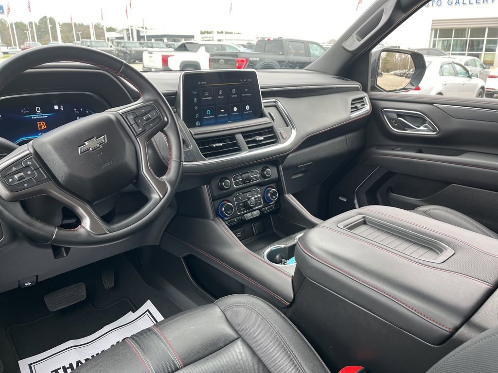 Used 2023 Chevrolet Suburban RST w/ Sport Performance Package image 12