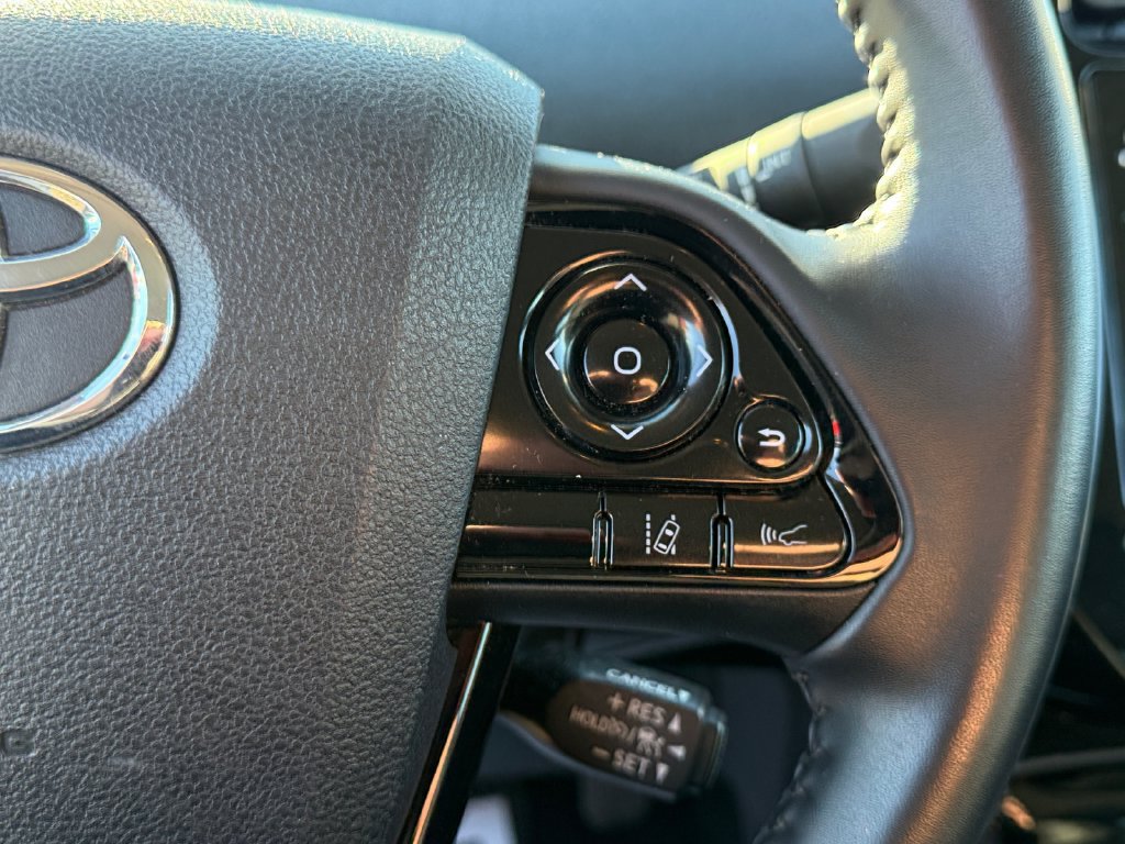 Used 2022 Toyota Prius Prime LE FWD image 21