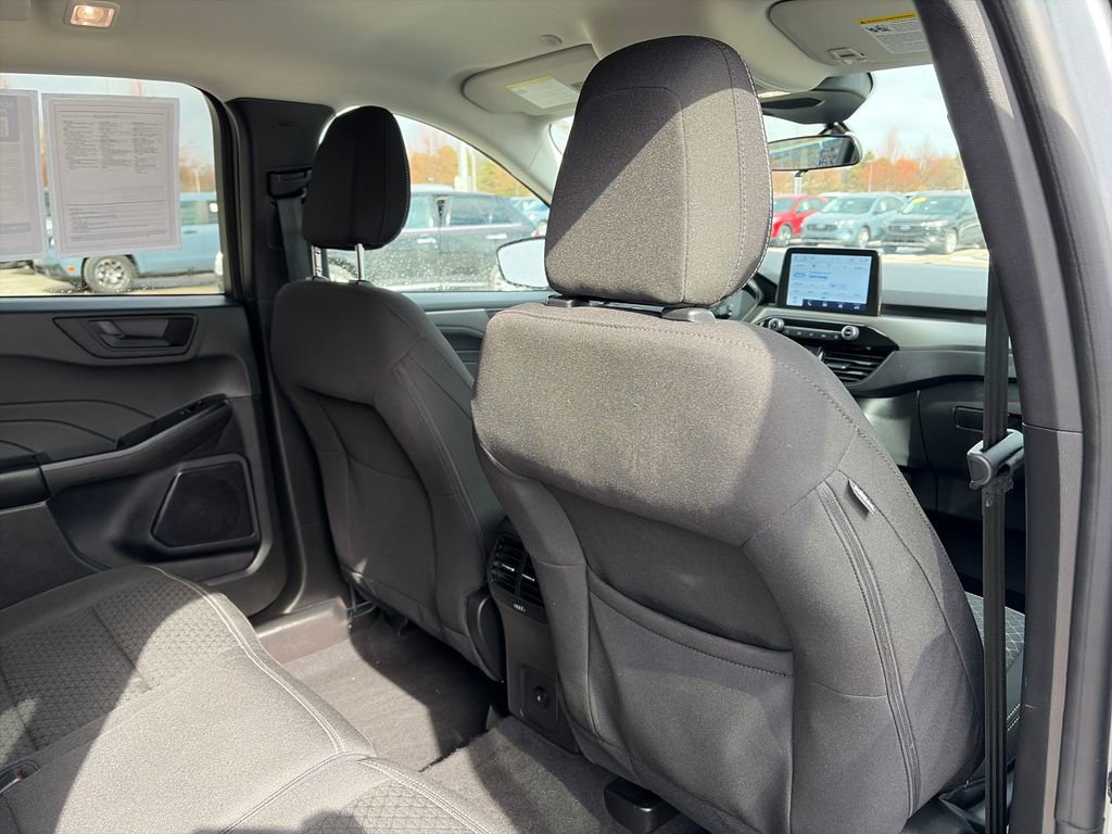 Used 2023 Ford Escape Active image 32