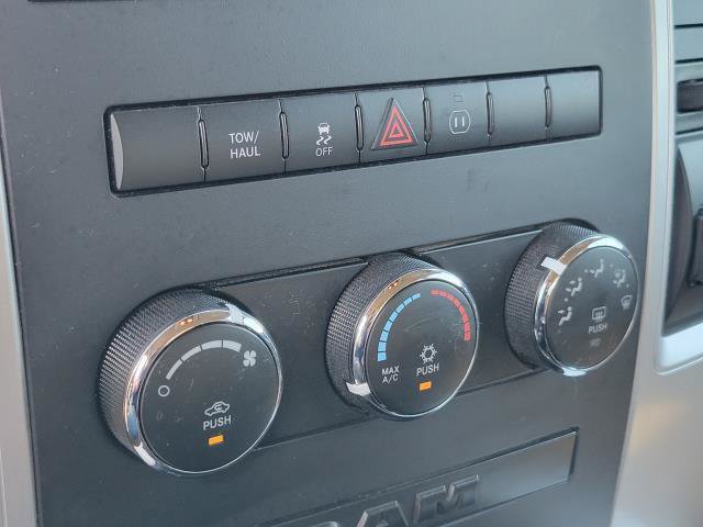 Used 2012 RAM 1500 Big Horn RWD image 17
