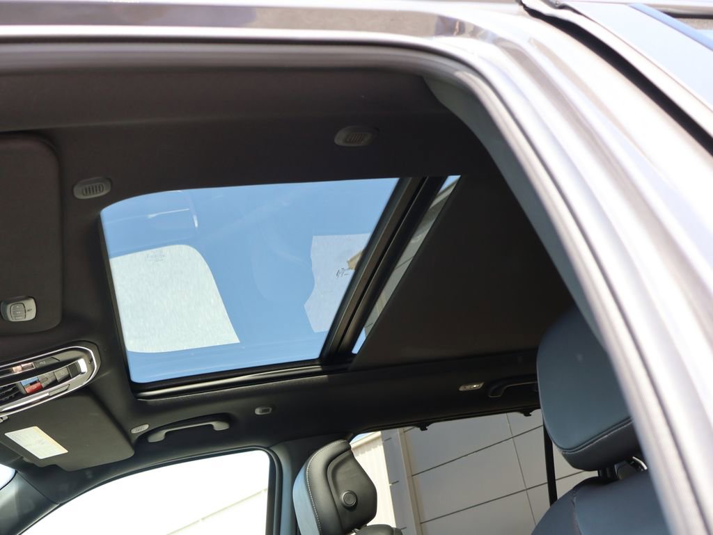 New 2026 Jeep Grand Wagoneer L Limited w/ Premium Group II image 27