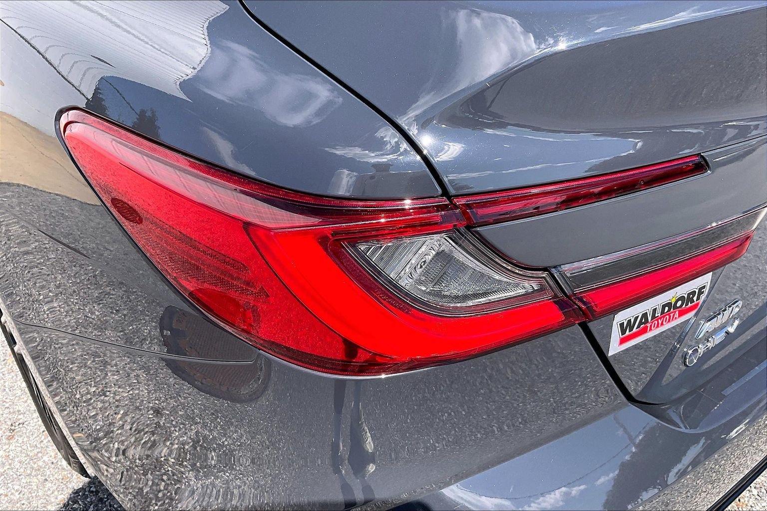 Used 2025 Toyota Camry XLE AWD/4WD image 34