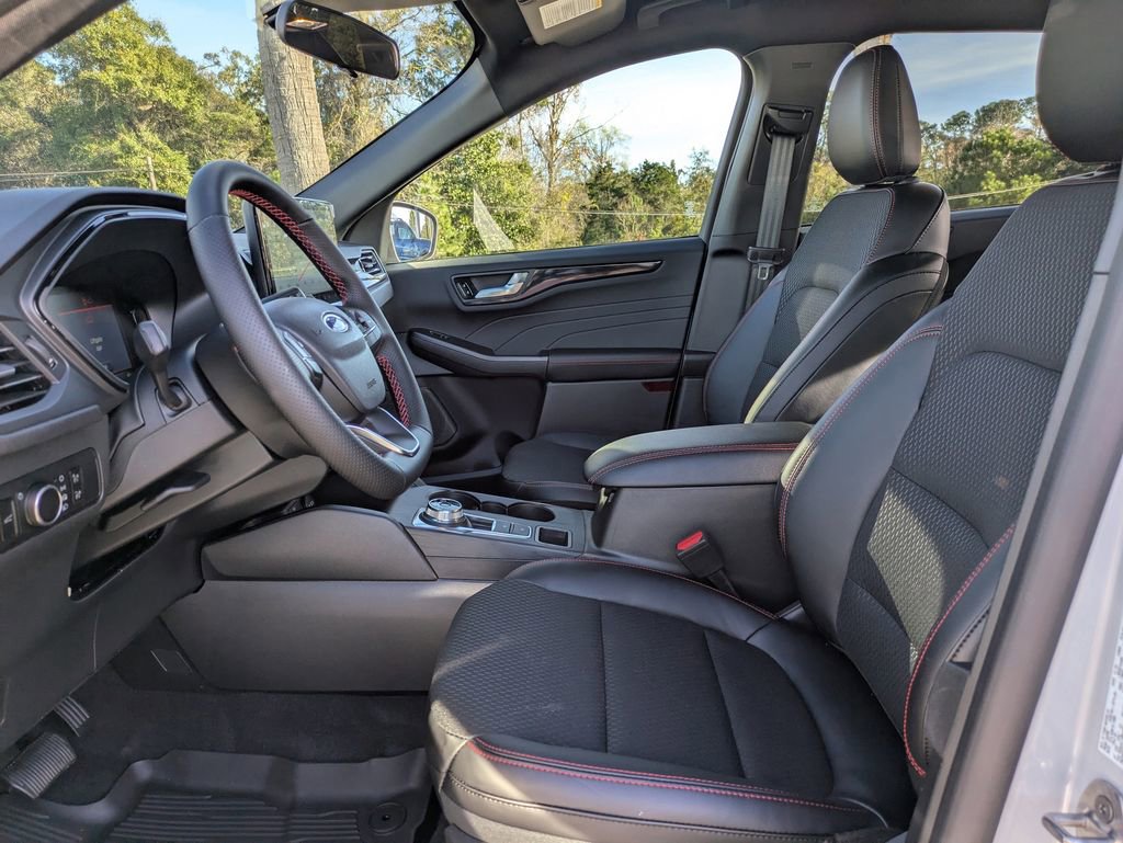 New 2026 Ford Escape ST-Line w/ Tech Pack #1 FWD image 20