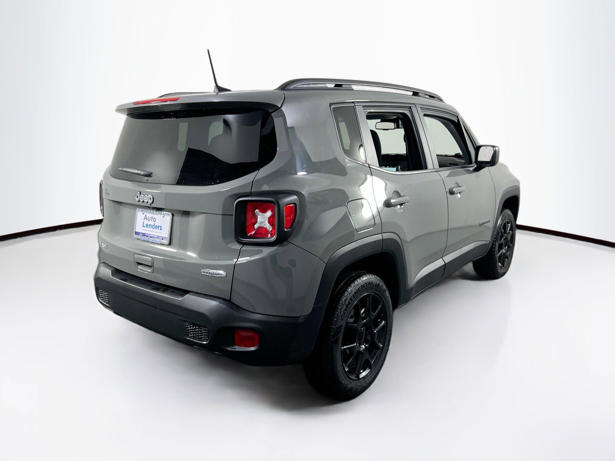 Used 2022 Jeep Renegade Latitude w/ Convenience Group AWD/4WD image 5