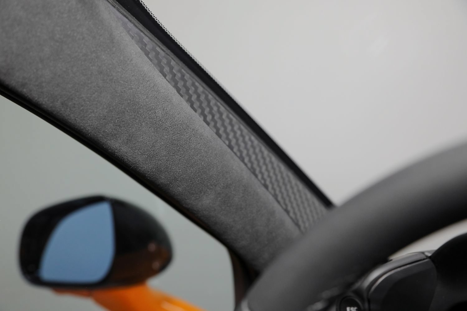 Used 2026 McLaren 750S Spider RWD image 36