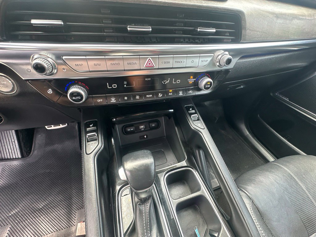 Used 2022 Kia Telluride SX w/ Nightfall Edition Package AWD/4WD image 17
