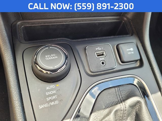 Used 2023 Jeep Cherokee Altitude Lux w/ Lux Elite Package AWD/4WD image 22