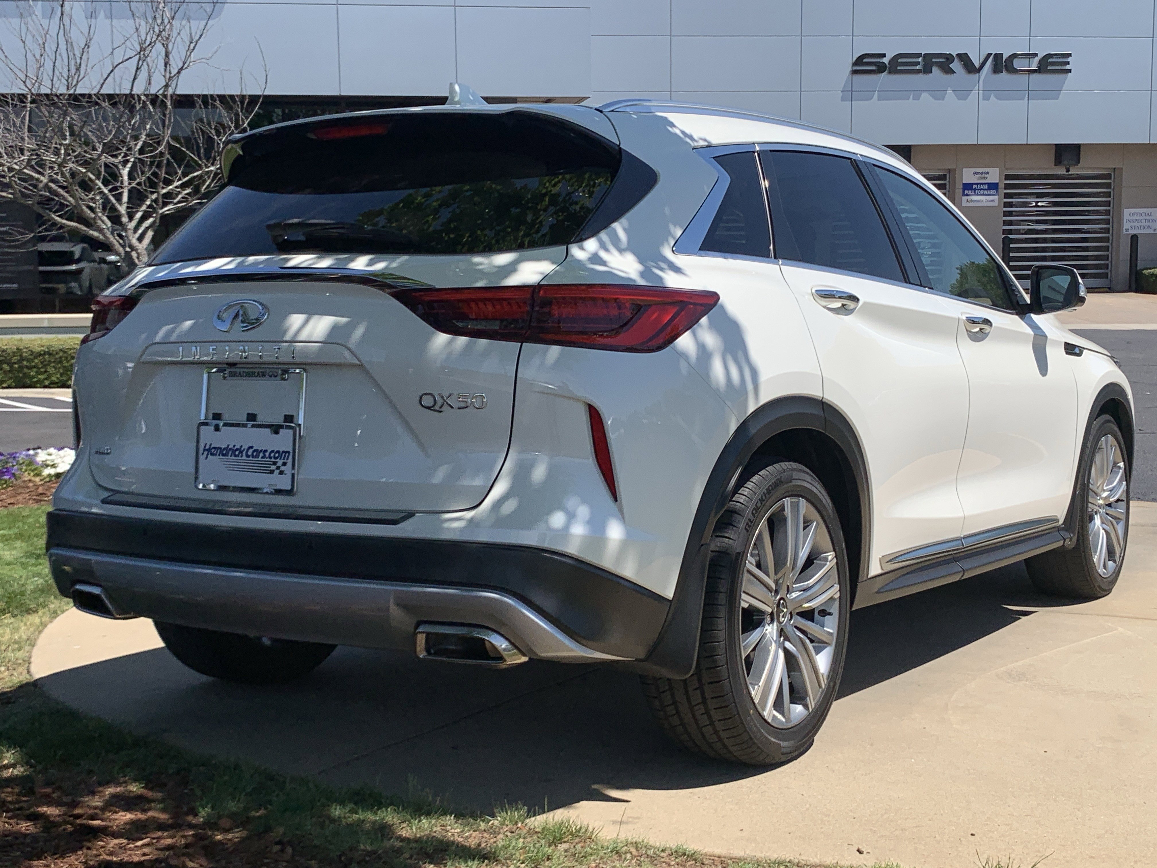 Used 2022 INFINITI QX50 Sensory w/ Cargo Package image 10