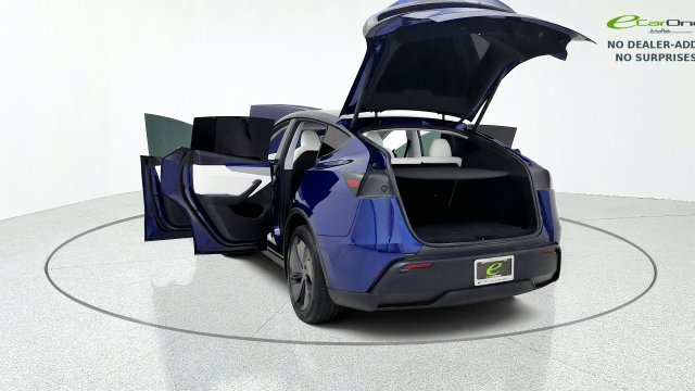 Used 2026 Tesla Model Y AWD image 17