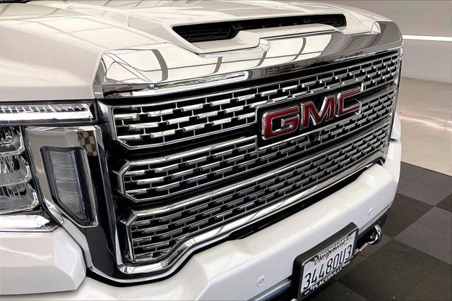 Used 2023 GMC Sierra 2500 Denali w/ Denali Ultimate Package image 30