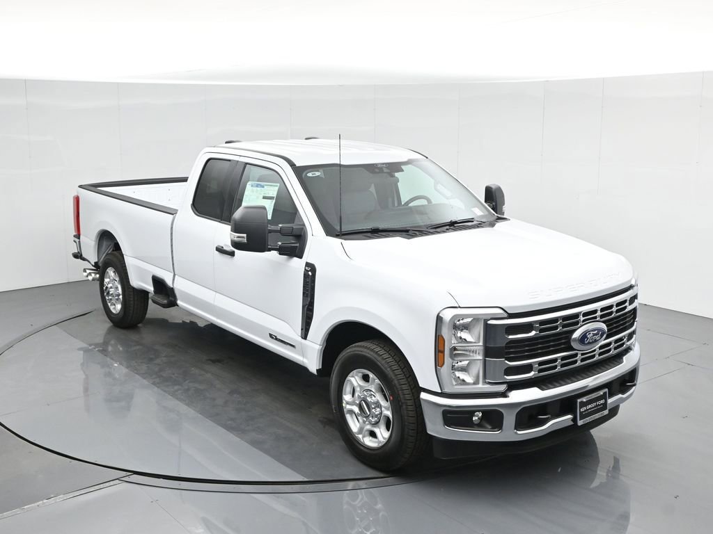 New 2026 Ford F350 XLT image 41