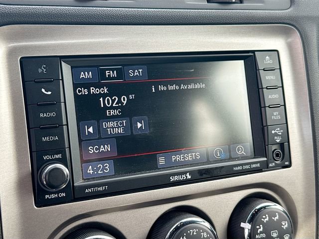 Used 2014 Dodge Challenger SRT8 image 9