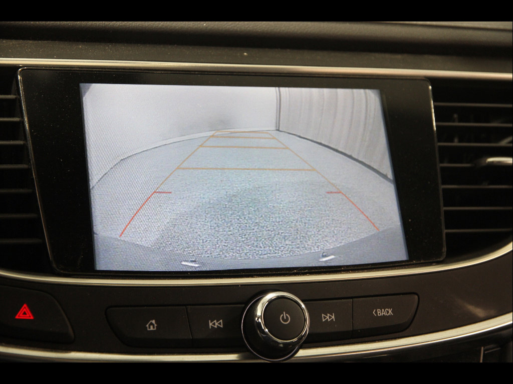 Used 2019 Buick LaCrosse Essence w/ Sun and Shade Package AWD/4WD image 13