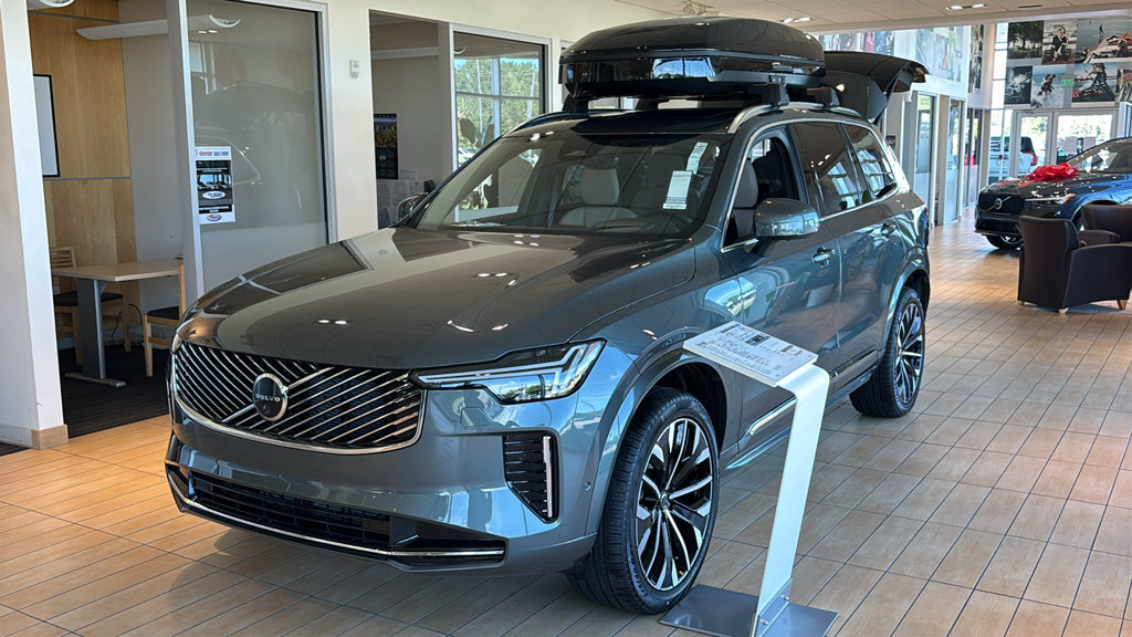 New 2027 Volvo XC90 B6 Ultra AWD/4WD image 2