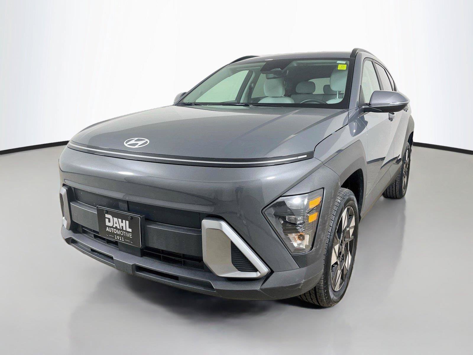 Used 2025 Hyundai Kona SEL AWD/4WD image 4