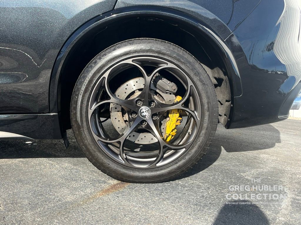 Used 2020 Alfa Romeo Stelvio Quadrifoglio image 38