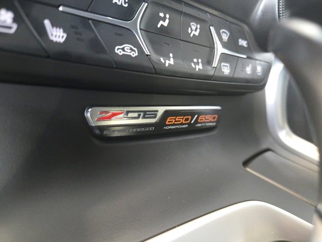 Used 2016 Chevrolet Corvette Z06 w/ 2LZ Preferred Equipment Group image 15