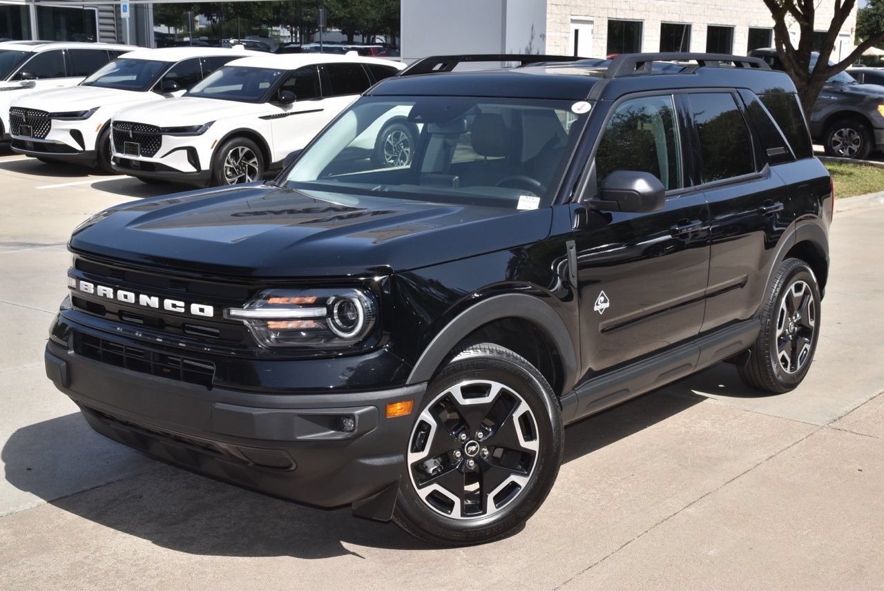 Certified 2023 Ford Bronco Sport Outer Banks w/ Tech Package AWD/4WD image 40