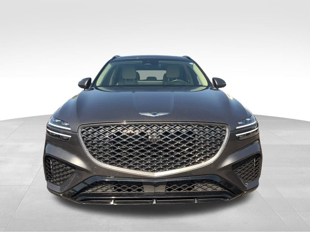 Used 2022 Genesis GV70 3.5T Sport w/ Sport Prestige Package AWD/4WD image 8