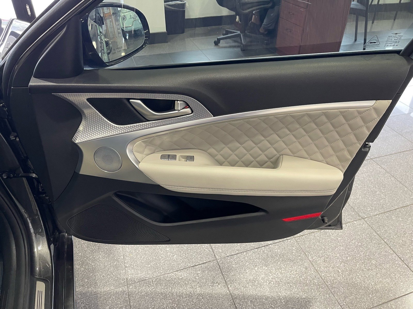 Used 2022 Genesis G70 3.3T w/ Sport Prestige Package AWD/4WD image 37
