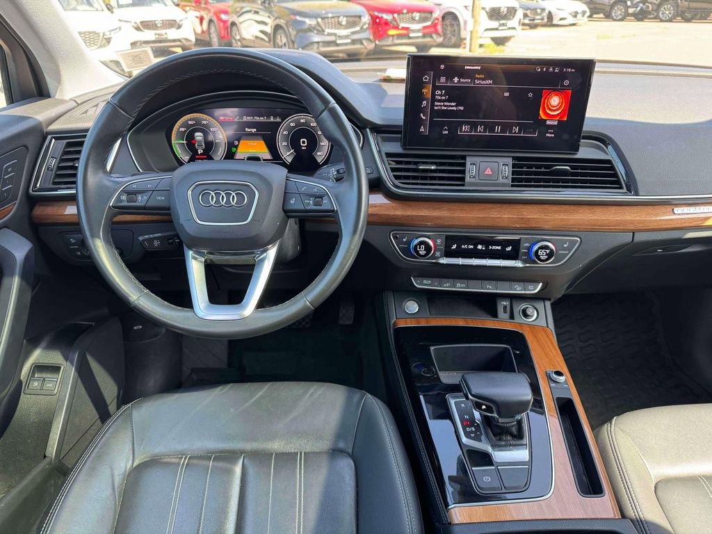 Used 2021 Audi Q5 e Premium Plus w/ Premium Plus Package AWD/4WD image 20