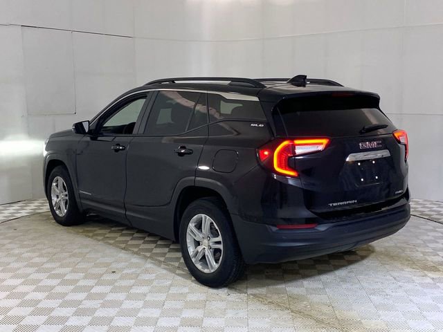 Used 2023 GMC Terrain SLE w/ Driver Convenience Package image 19