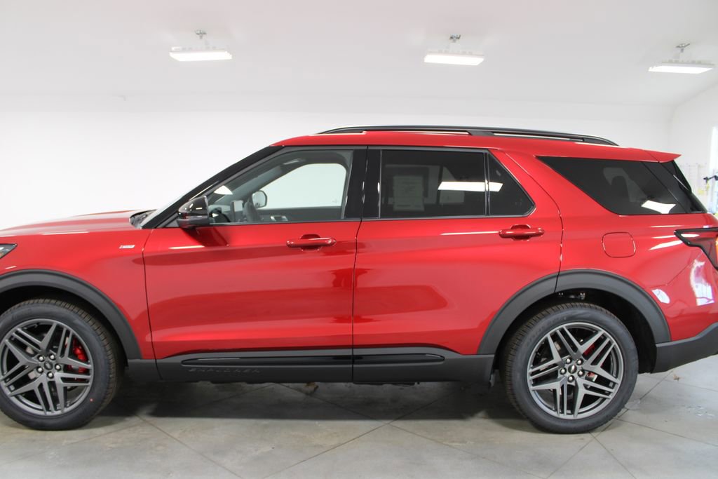 New 2026 Ford Explorer ST-Line w/ ST-Line Street Pack image 5