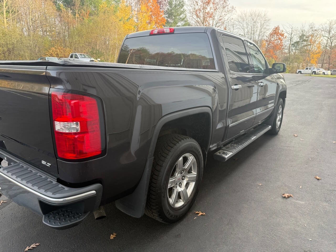 Used 2014 GMC Sierra 1500 SLT w/ Suspension Package, Off-Road image 8