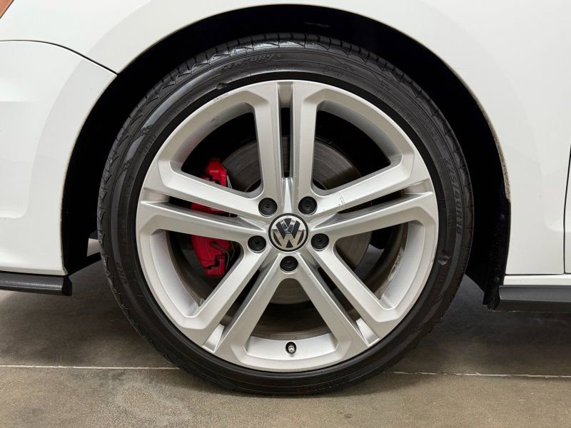 Used 2016 Volkswagen Jetta GLI SEL FWD image 11