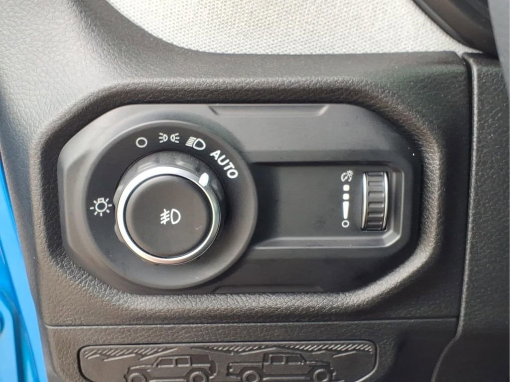 Used 2025 Jeep Wrangler Unlimited Sport AWD/4WD image 25