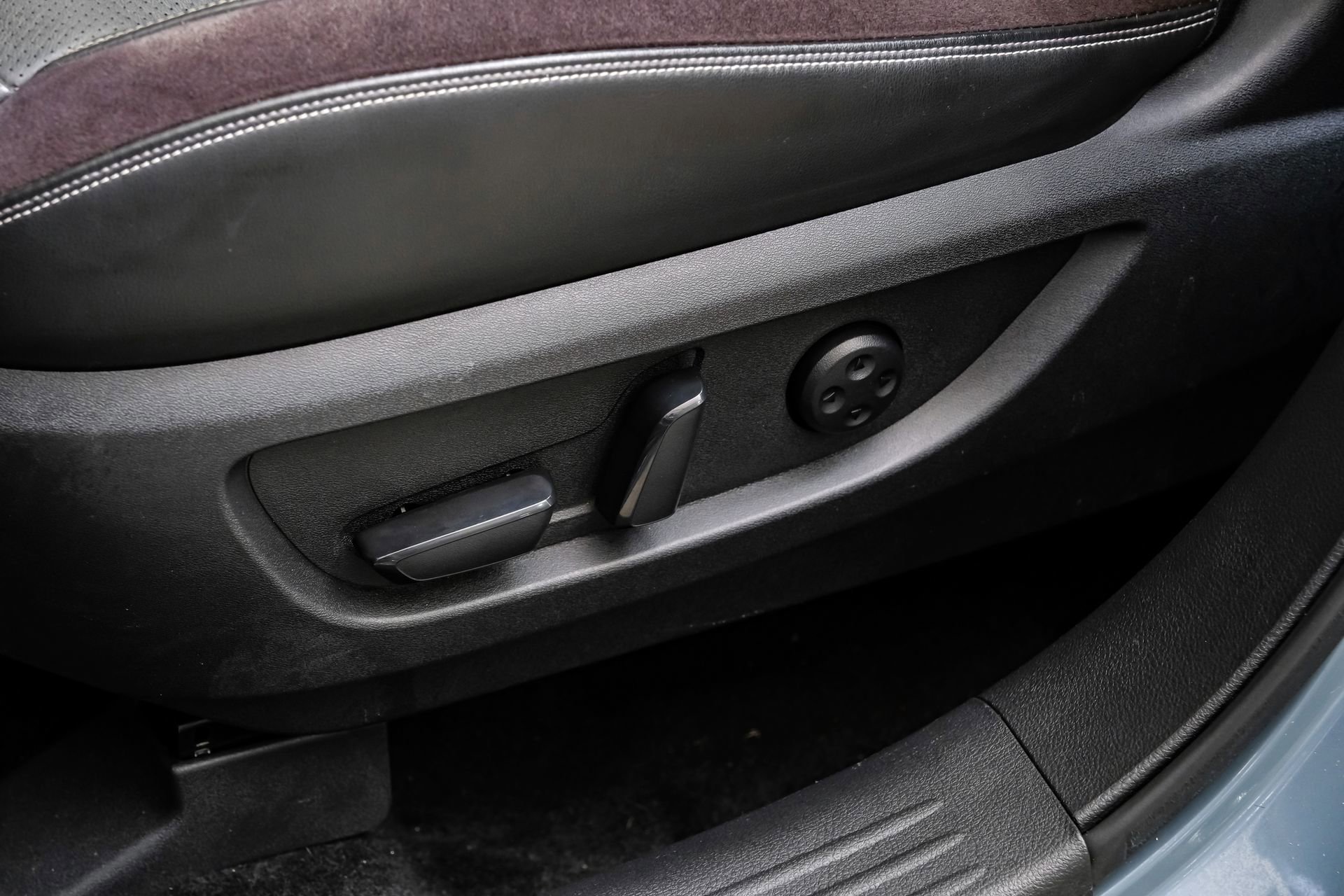 Used 2023 INFINITI QX50 Sport image 36